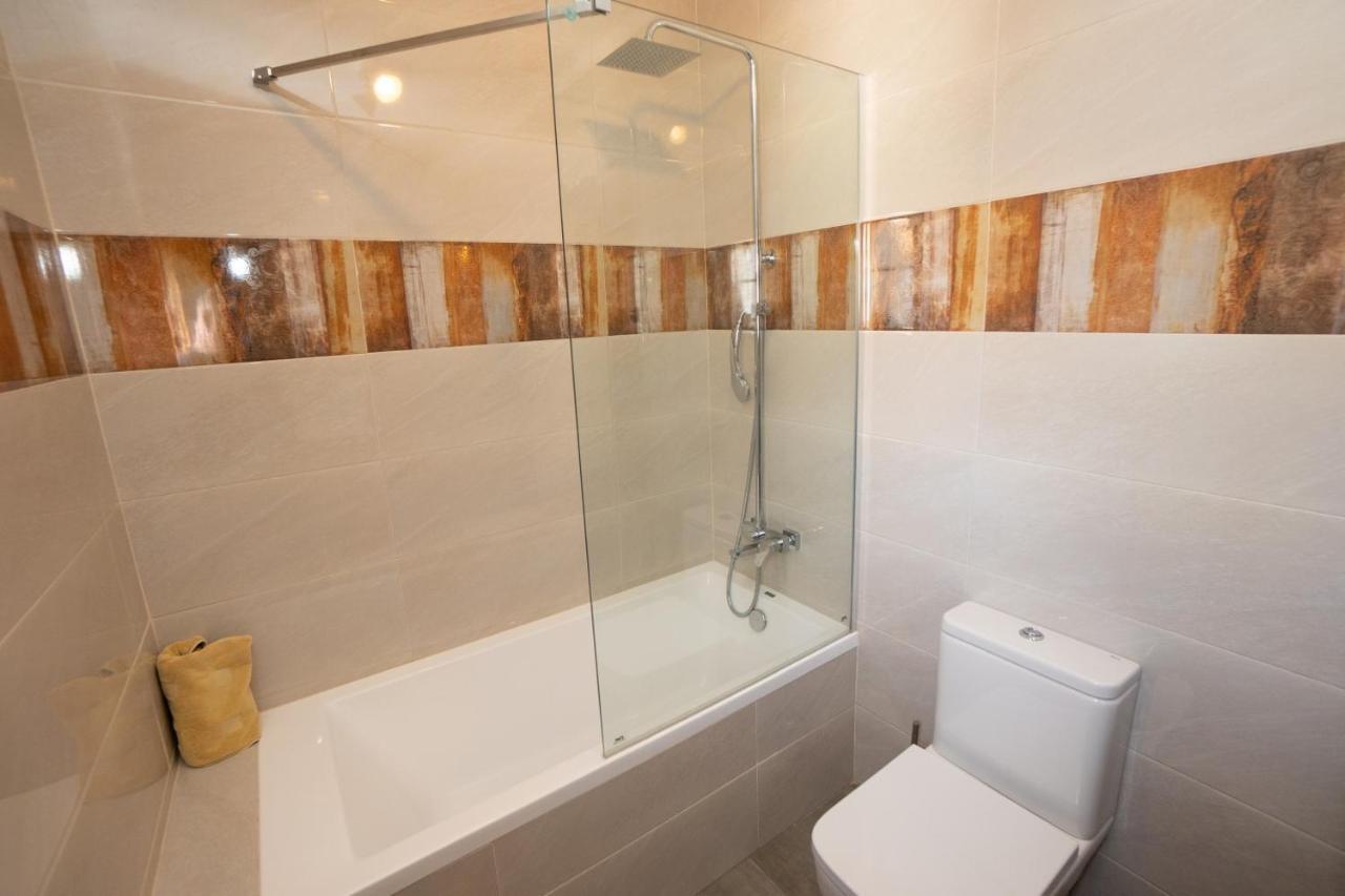 Nueva Nerja 22 Menyber Villa Luaran gambar